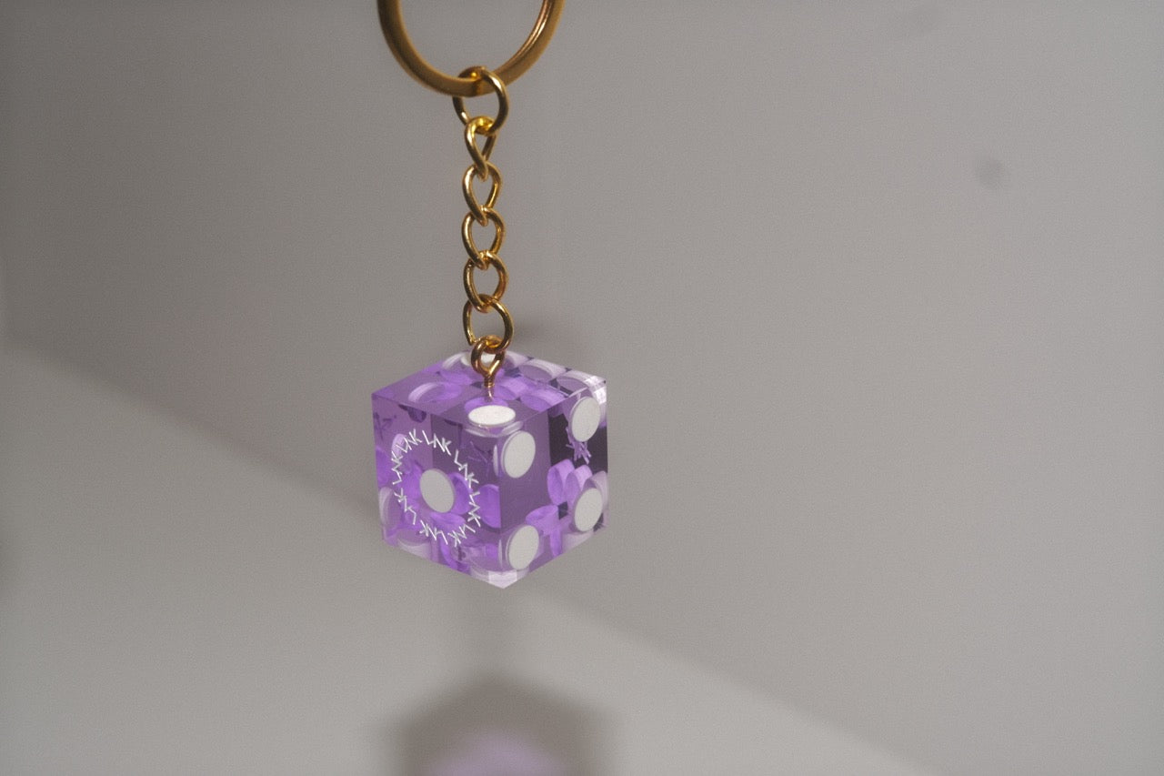 KEYCHAIN DICE GOLD
